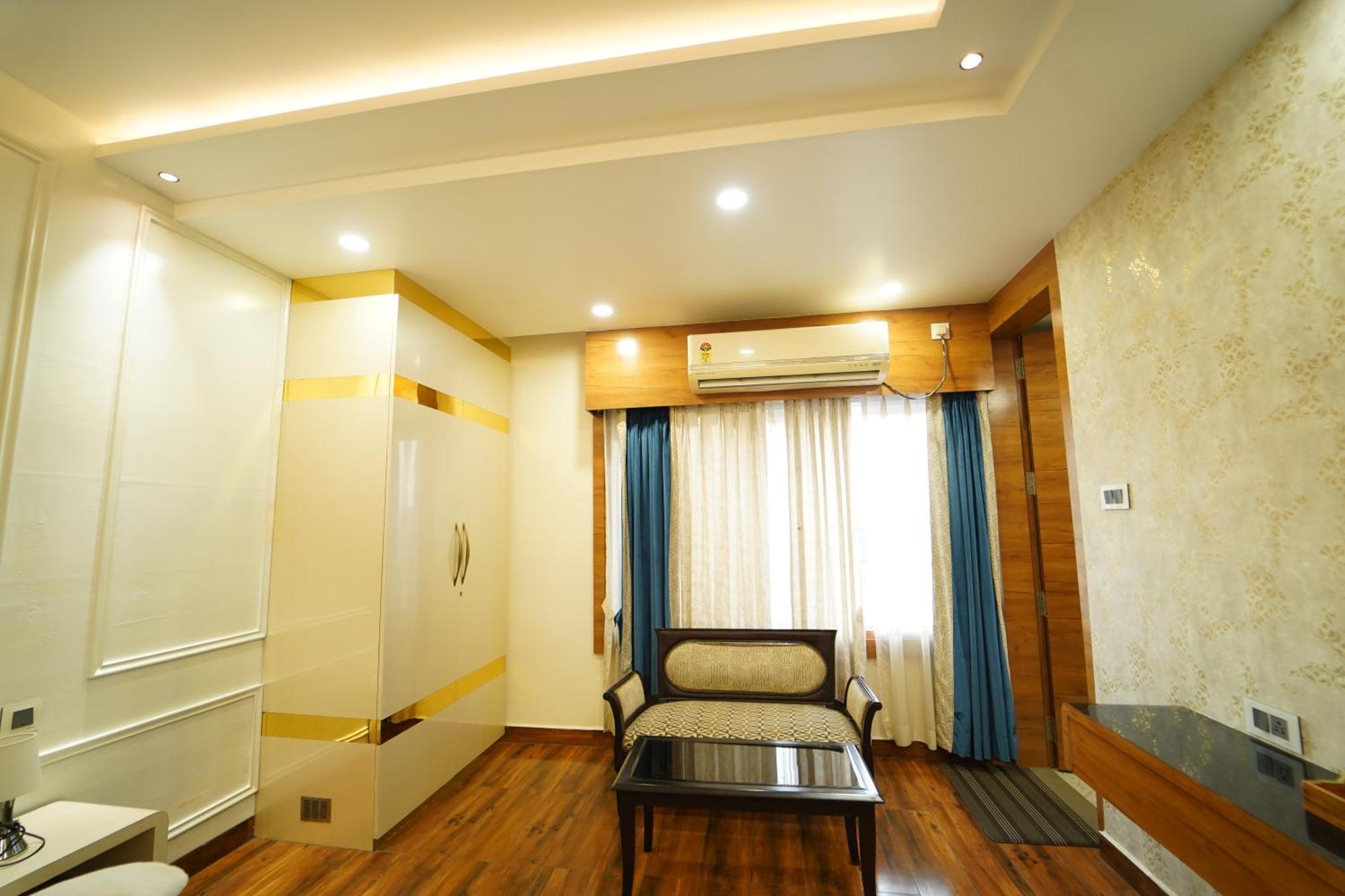 Resort Ananta Sayana
